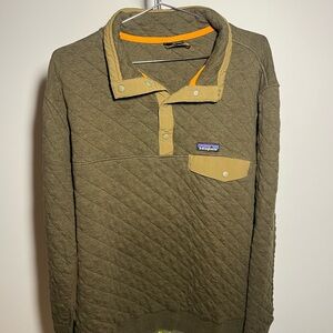Patagonia Olive and Tan Quilted Men's Pullover